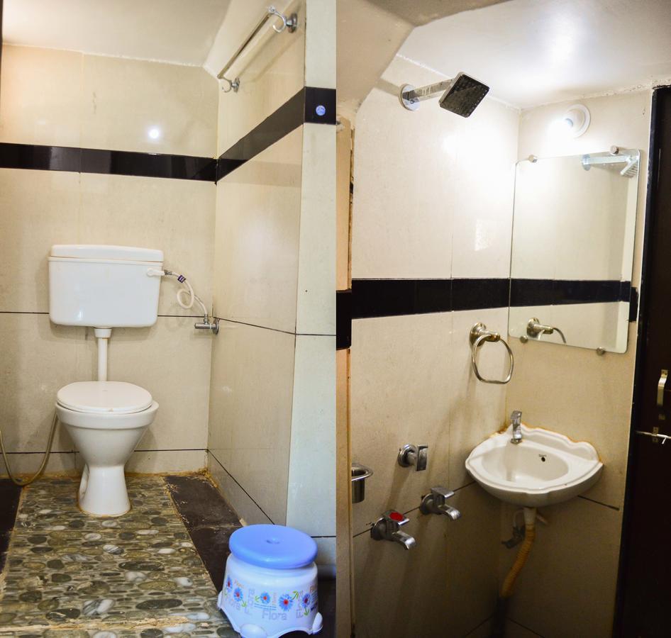 اوجاين Hotel Shree Dwarkadhish Palace المظهر الخارجي الصورة